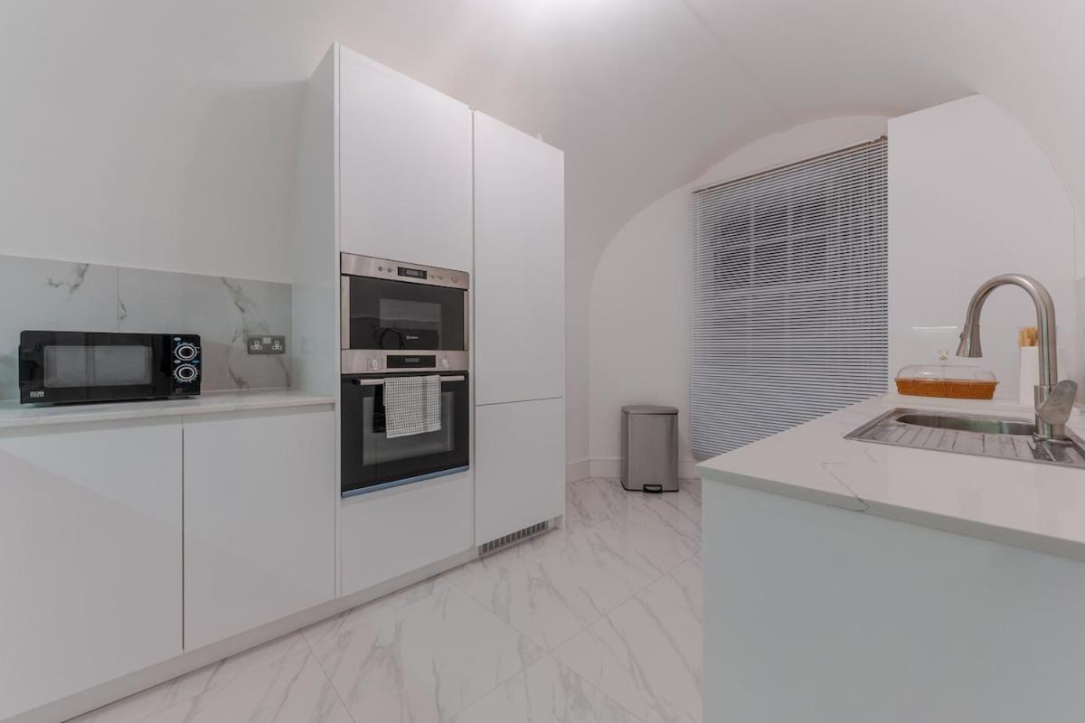 Luxurious 1 Bedroom On Iconic Harley Street 1hs